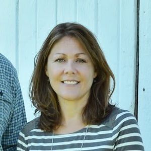 Meet your Posher, Elizabeth